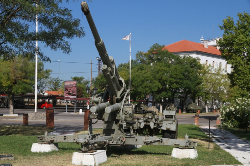El mítico cañón antiaéreo alemán “88/56 Flak 36”.