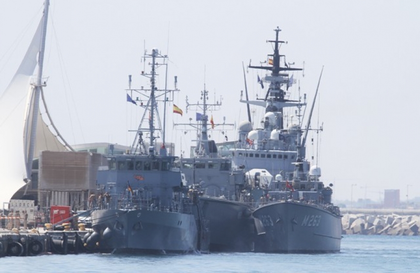 Vista de los componentes de la actual SNMCMG2, antes de la llegada del español “Duero”, atracados en el muelle de cruceros de Alicante. Julio Maíz (Copyright defensa.com)