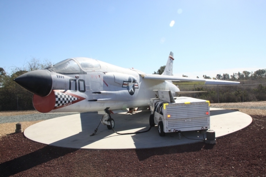 Caza supersónico monomotor F-8E “Crusader” embarcado en portaviones. Sus misiones eran esencialmente proporcionar superioridad aérea Antonio Ros (Copyright defensa.com)