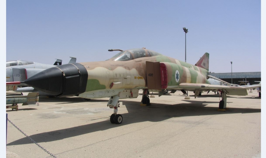 F-4 “Phantom” conocido como “Kurnas”. (Antonio Ros Pau, Copyright defensa.com)