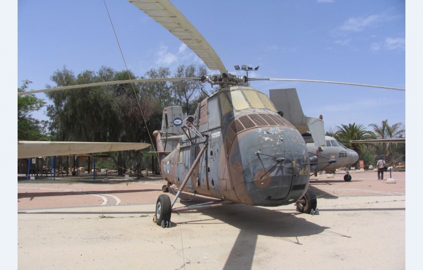 Sikorsky S-58. (Antonio Ros Pau, Copyright defensa.com)