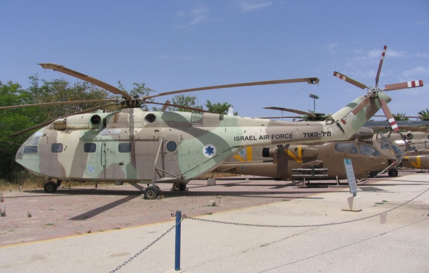 Aérospatiale SA-321 “Super Frelon”, conocido en Israel como “Tzir’a”. (Antonio Ros Pau, Copyright defensa.com)
