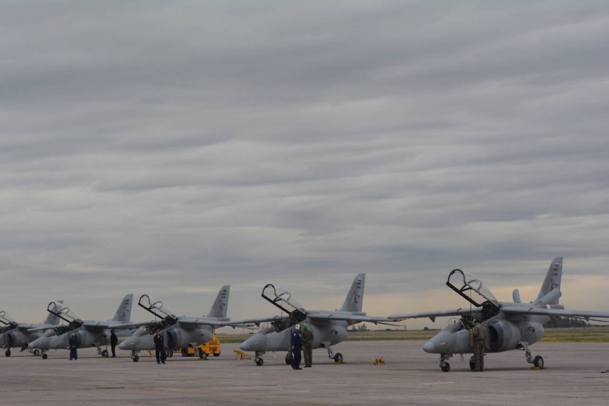 Aviones Pampa que participaron en el ejercicio (Luis Piñeiro, copyright defensa.com)
