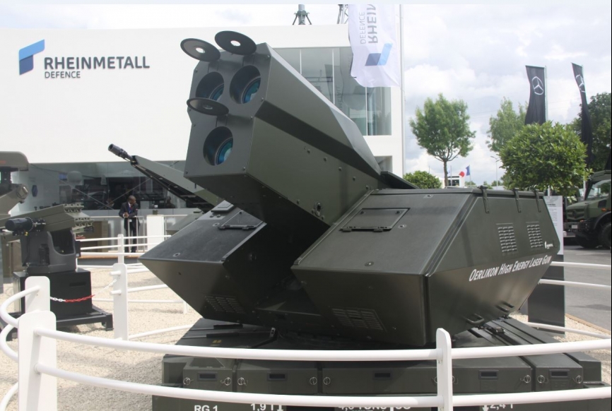 el sistema de cañón laser de alta energía desarrollado por Oerlikon, una de las firmas del grupo. Junto a otras aplicaciones como serían los sistemas de simulación o las destinadas a la infantería ligera como el programa Gladius. (Antonio Ros Pau, copyr