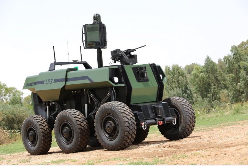 La hebrea IAI incorpora nuevas soluciones en sistemas robóticos como el UGV RoBatle LR3; complementado mediante medios aéreos como el Bird Eye 650D, con radio de misión de 150 km impulsado por una planta motriz un motor de gasolina entre otros elementos