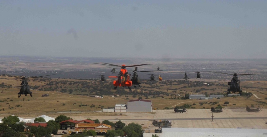 Vista desde el aire del desfile aéreo. foto Julio Maíz