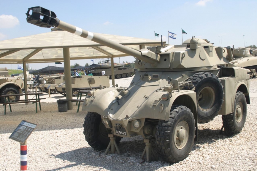 Este AML 90 también sirvió en las Fuerzas Acorazadas israelíes. (Antonio Ros Pau, copyright defensa.com)