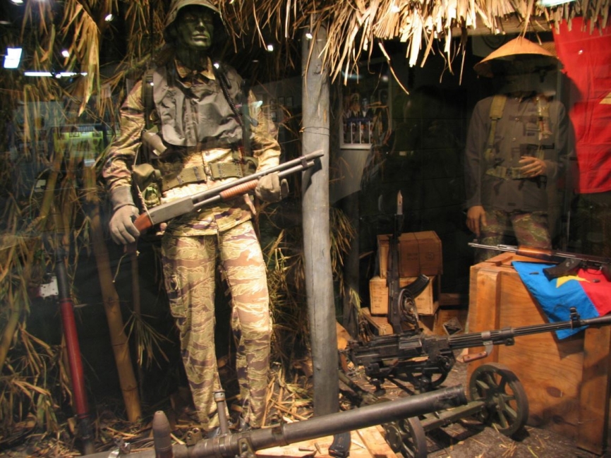 Una recreación propia de la guerra del Vietnam, con armas y medios utilizados durante la contienda. (Antonio Ros Pau, copyright defensa.com)