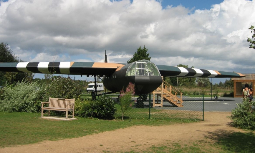 Planeador británico utilizado durante la contienda y hoy convertido en pieza de museo y demostración de aquellas duras realidades. (Antonio Ros Pau, copyright defensa.com)