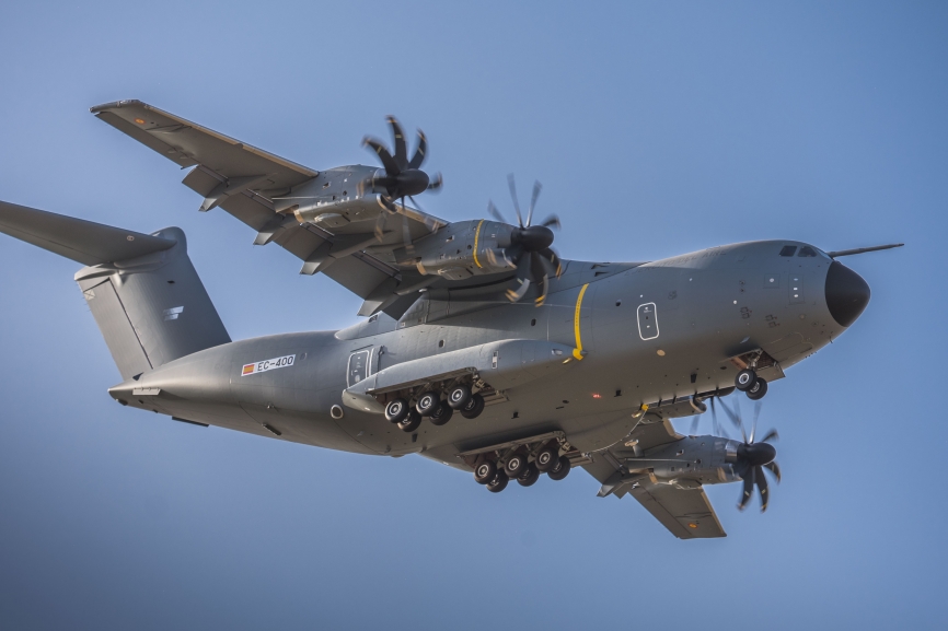 Tras realizar con éxito el primer vuelo, aterrizaba en San Pablo (JA Almarza)