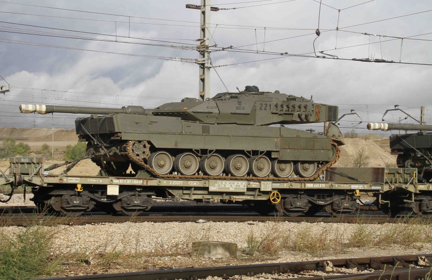 Uno de los carros Leopardo 2E del RAC-16