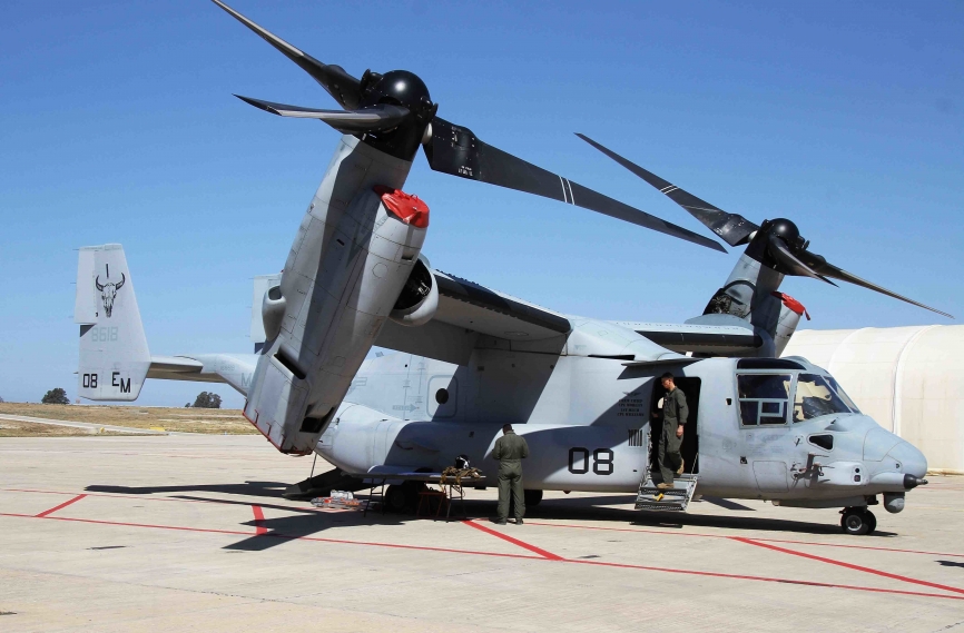 Los Marines de los Estados Unidos desplazaron a Rota uno de sus Harrier y este MV-22B Osprey del VMM-261. Julio Maíz Sanz / defensa.com