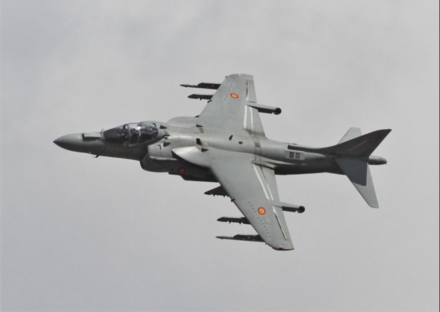El aparato Boeing AV-8BPlus “Harrier” II de la Armada. Foto: Rubén Galindo.