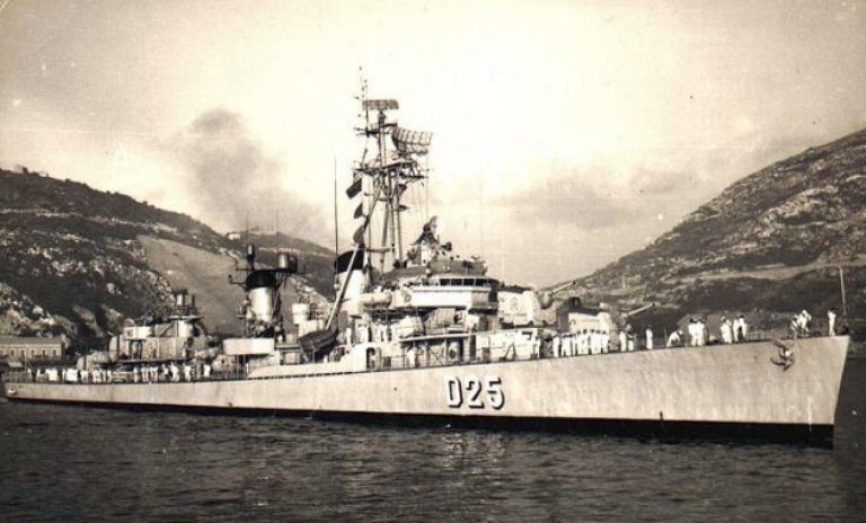 Destructor Jorge Juan (D 25) en Cartagena