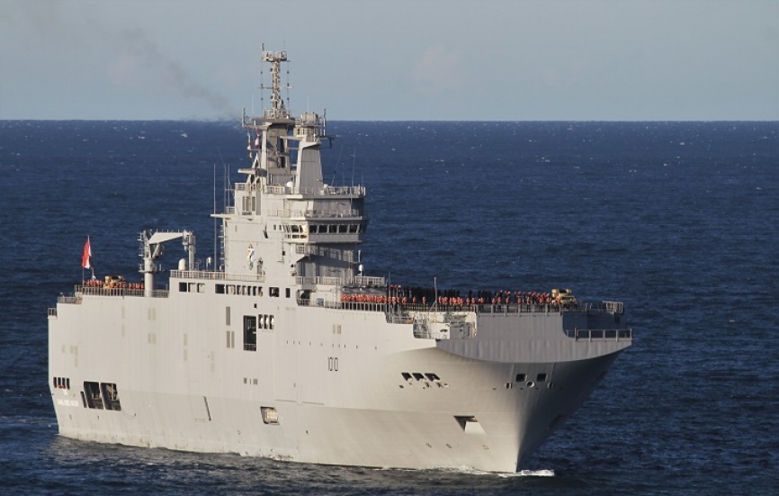 El portahelicópteros anfibio “Gamal Abdel Nasser” camino del puerto de Cartagena.