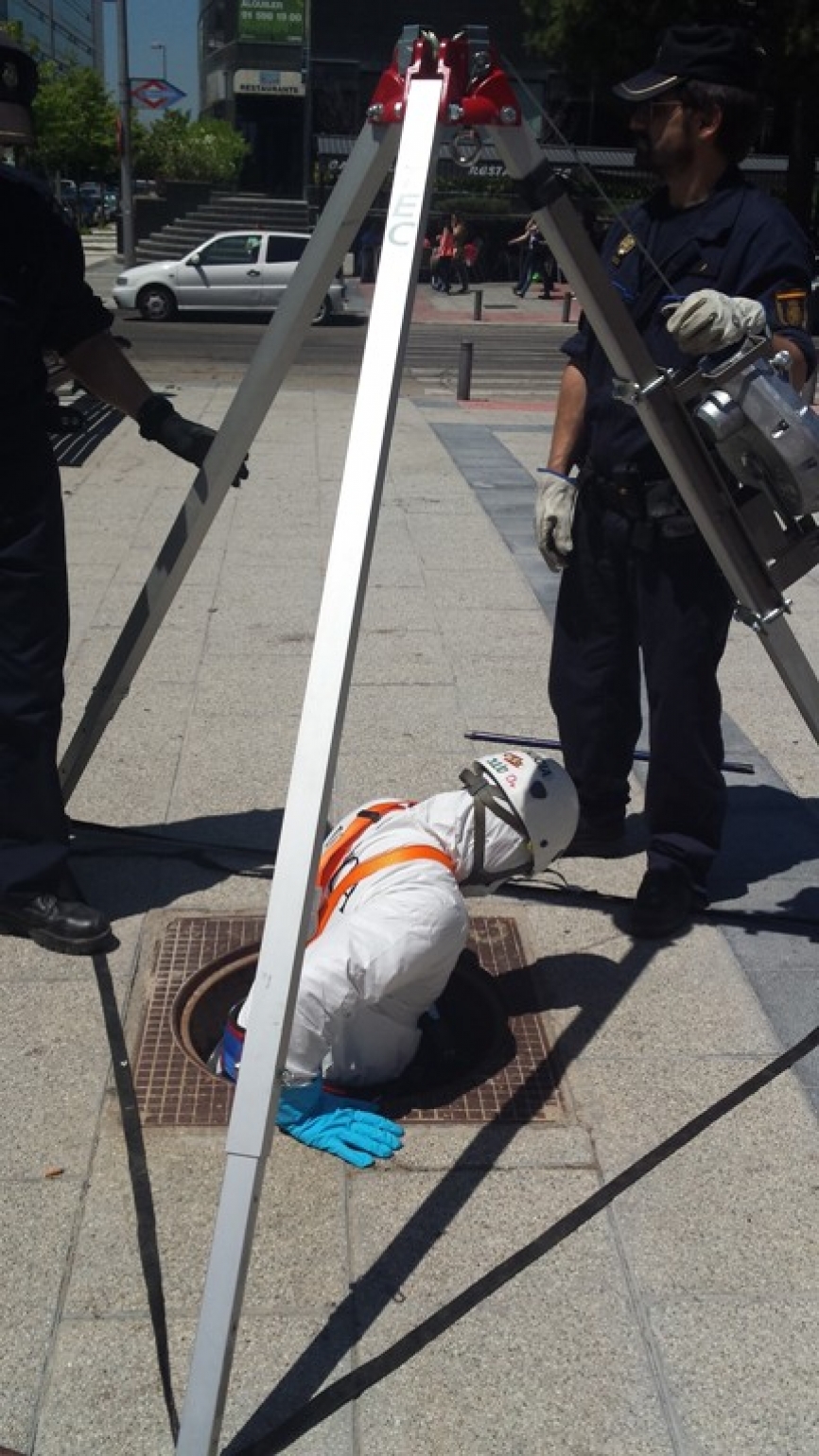 La amenaza subterránea constituye una posibilidad muy real, por ello los cuerpos policiales disponen de unidades especializadas