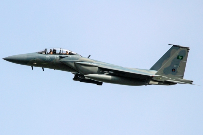 Uno de los F-15SA durante la fase inicial, previa al aterrizaje en Morón (foto Rubén Galindo).