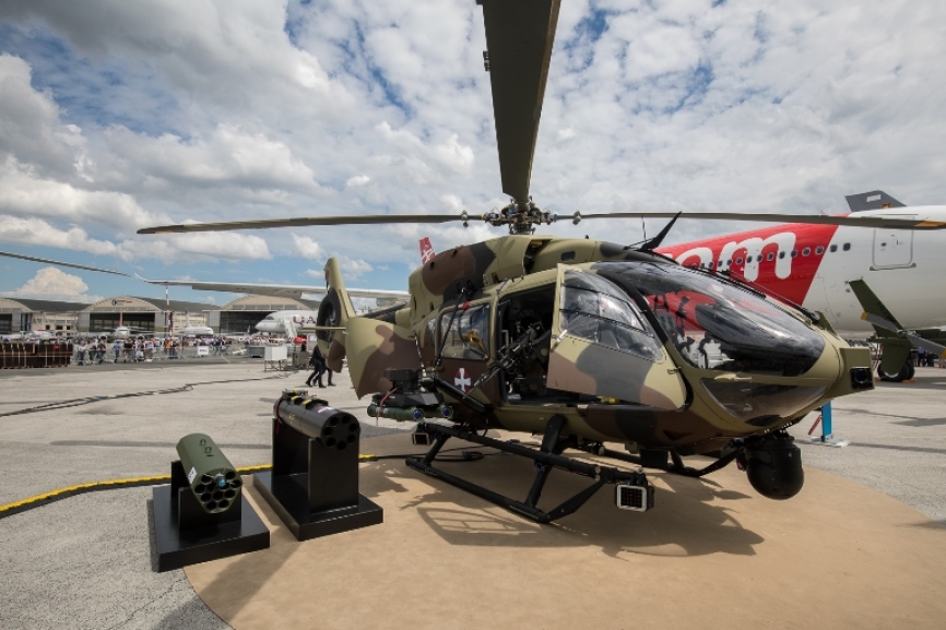 Otra de las apuestas de Airbus Helicopters es el H145M,un helo bimotor de apoyo en el campo de batalla. El helicóptero puede equiparse con un amplio abanico de sistemas de armas modulares.