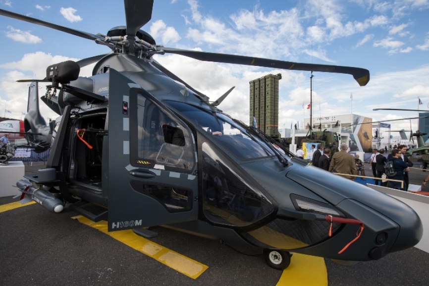También se estrenó la maqueta 1:1 del H160M Guepard. Un Helicóptero ligero que podrá ser configurado como apoyo, transporte y combate.