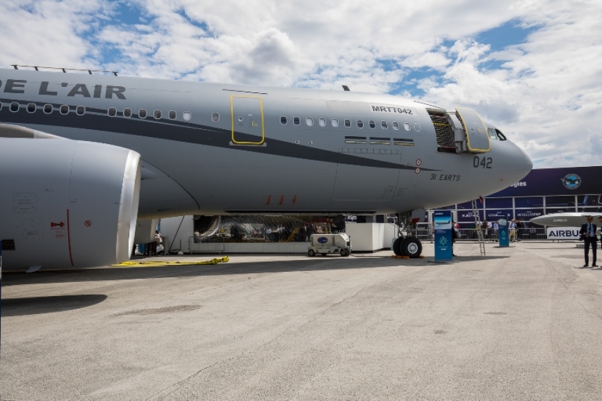 El A330MRTT(Multirole Tanker Transport) Lleva repostando combustible a diversos aviones del ejército de EEUU en misiones de combate desde 2014.