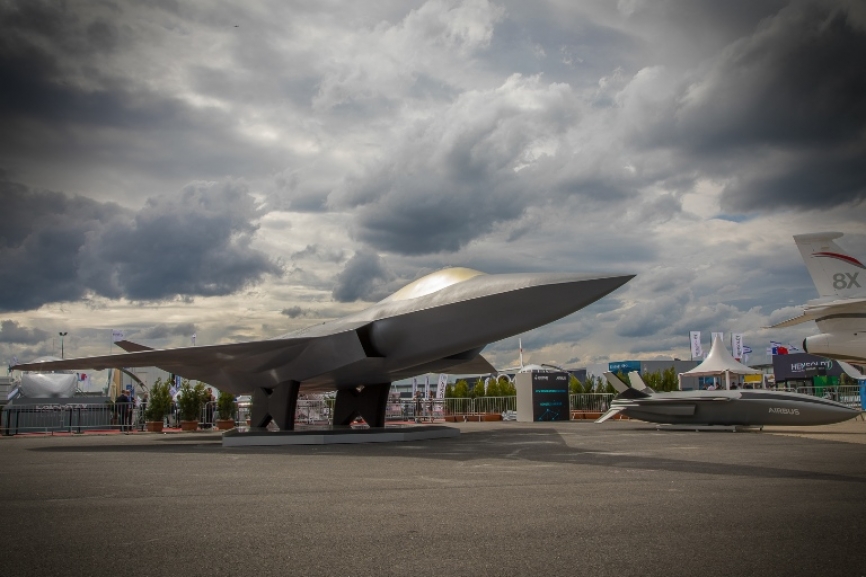 Sin duda alguna, la presentación del nuevo FCAS(Future Combat Air System ) así como la entrada de España con una participación del 33% han sido uno de los momentos destacados de este SIAE Le Bourguet.
