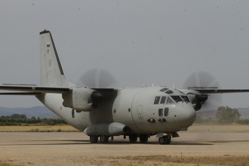 6- Uno de los agiles Leonardo C-27J “Spartan” maniobrando en Ablitas.