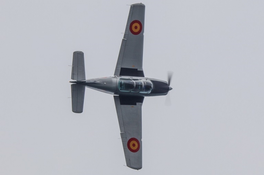 La nota histórica la pusieron varios aviones de la Fundación Infante de Orleans, como esta T-34A “Mentor