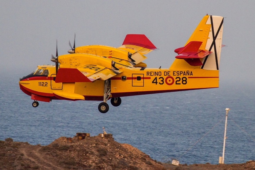 3- Uno de los cuatro aparatos anfibios del 43 Grupo, que están operando en Gran Canaria