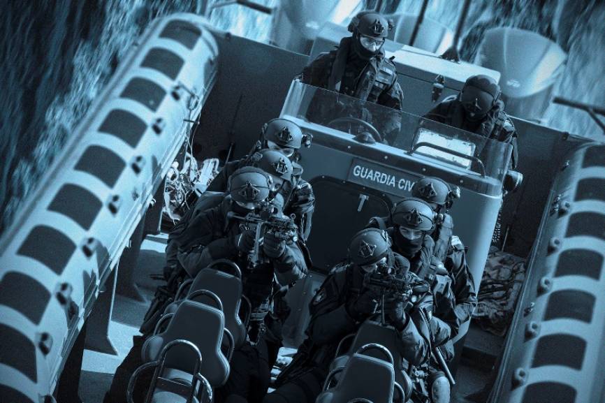 Operaciones contra el narcotráfico en alta mar así como la existencia de zonas sensibles a la piratería hacen que unidades como la UEI estén preparadas para realizar incursiones por cualquier vía necesaria