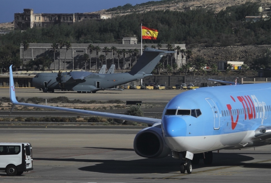 El Airbus A310 del 45 Grupo de Fuerza Aérea ha realizado durante el ejercicio varios enlaces entre las bases aéreas de Gando y la de Torrejón (Madrid). (foto: Julio Maíz/defensa.com)