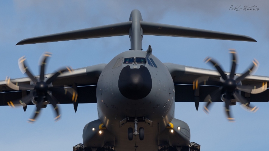 El modelo es el A400M de la RAF (Royal Air Force) con matrícula EC-400 que han cedido durante 2 años.