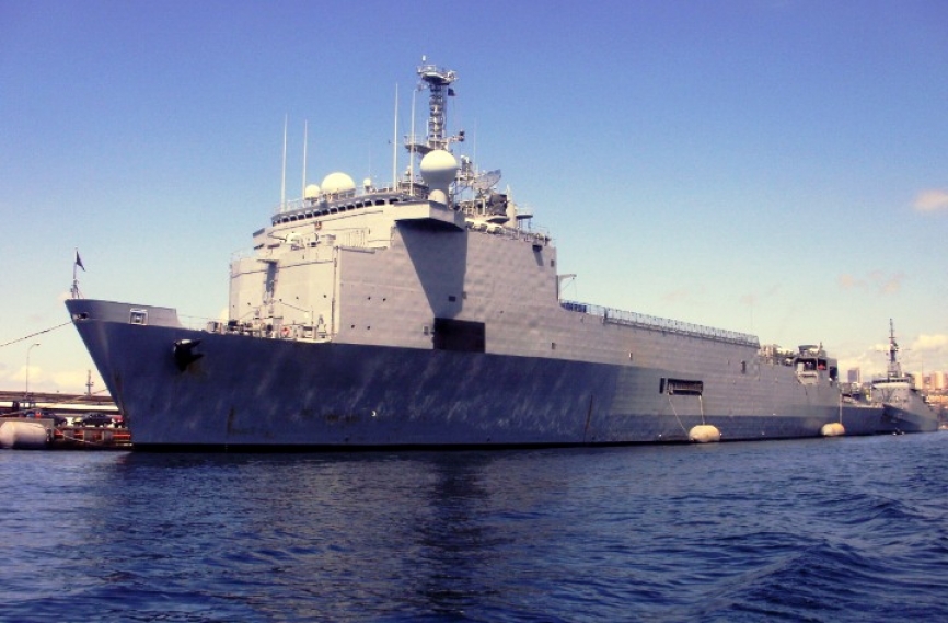 LSDH-91 "Sargento Aldea" multipropósito chileno, ex “Foudre”.