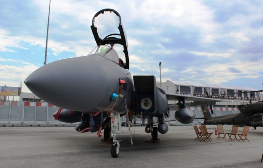 El “pico” de este “pájaro” está compuesto por fibra de vidrio en el que se esconde un escáner del radar APG-63V 3 EASA