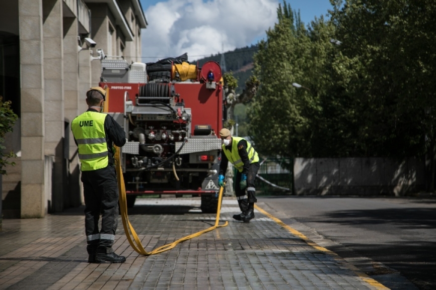 Permitidme también incluir en este reportaje a los diversos cuerpos de las FFCCSE los cuales aunque no estén integrados en la Operación Balmis, también están en primera línea con jornadas interminables velando por el bienestar de todos.