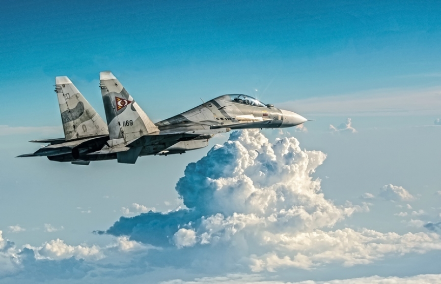 Sukhoi Su-30MkII en misión de patrullaje sobre el Caribe venezolano.