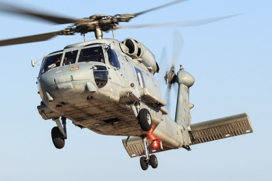El entrenamiento para la conversión de los futuros pilotos de los SH-60F se realiza en Rota.