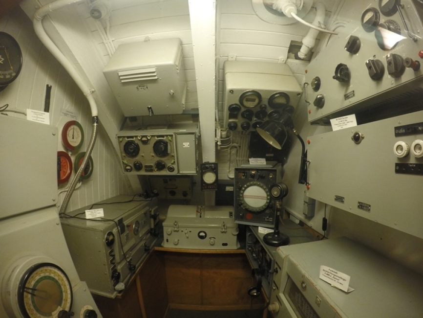 Puesto de escucha. Aquí se ubicaba el operador del hidrófono de la nave.