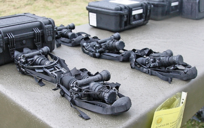 50 gafas de visión nocturna AN-PVS-7D .