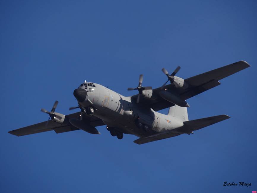 Hércules TK10-07 en maniobra de despegue táctico desde el aeródromo de Ablitas, en octubre de 2019.