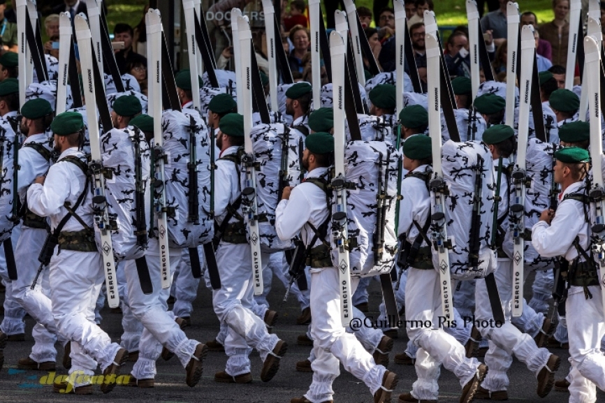 Inmersos en la reestructuración de las Tropas de montaña con la activación del Mando de Tropas de Montaña, acompañamos al Regimiento de Infantería de Cazadores de Montaña América 66 hasta la estación invernal de Candanchú.