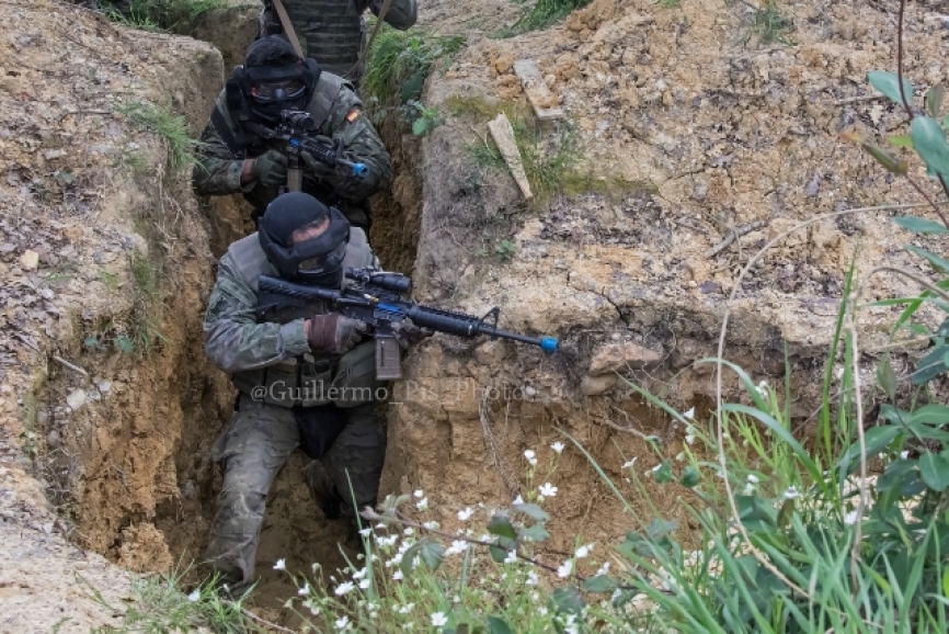 Como siempre, no puedo despedir la galería sin agradecer la buena predisposición y colaboración tanto por los responsables del Batallón Toledo II/3 , como por la unidad FASTEUR del USMC, que estuvieron apoyándome en todo lo que pude necesitar. (Fotos y texto: Guillermo Pis)