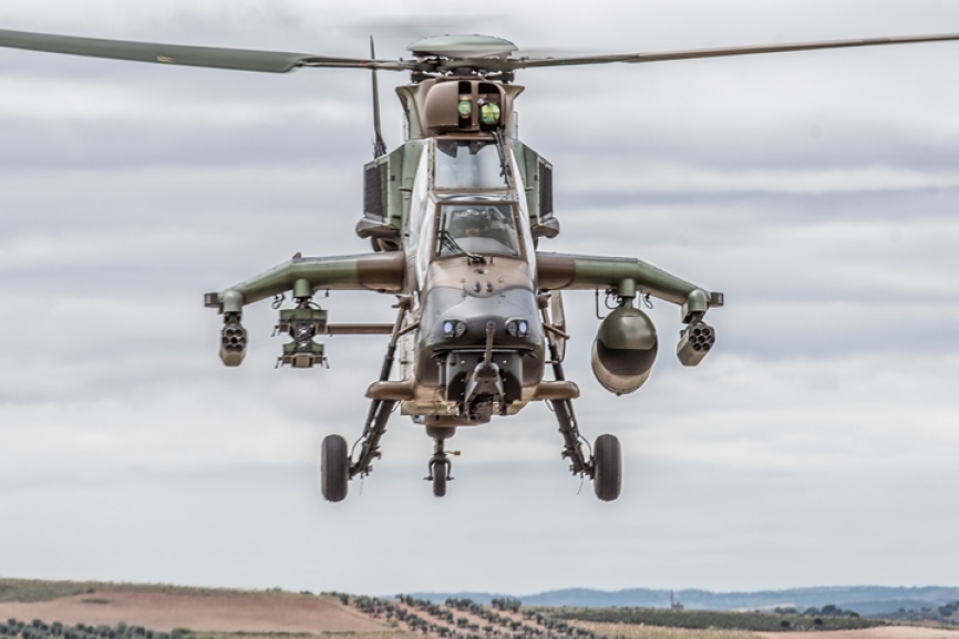 Tampoco faltaron a la cita los helicópteros de ataque “Tigre”