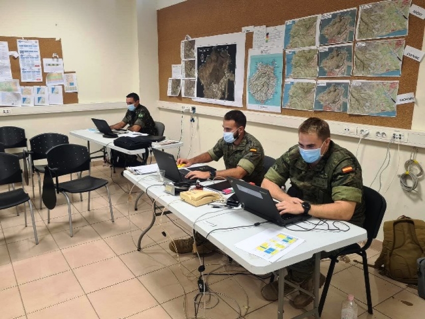 Durante esta última fase de preparación, los militares brasileños integrados a la fuerza española se familiarizaron con los equipos y armas que se utilizarán en la misión.