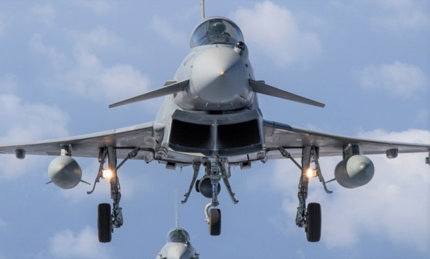 Primer plano de uno de los Eurofighter participantes.