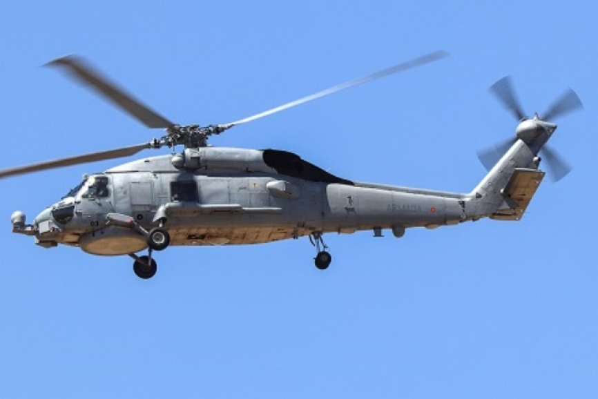 La Armada española ha participado con un Sikorsky SH-60B “Seahawk” de la Décima Escuadrilla. (Rubén Galindo)