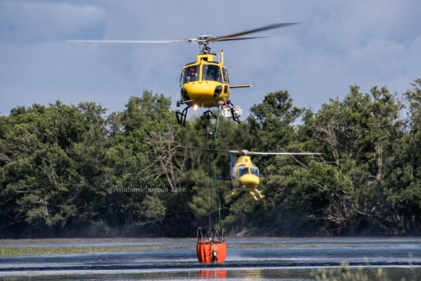 AS350 B3 Ecureuil "Bravo1" desplazado desde Pradoluengo,Burgos seguido del Augustawestland AW119 MK2 "Koala Golf1" de Coca-Segovia.
