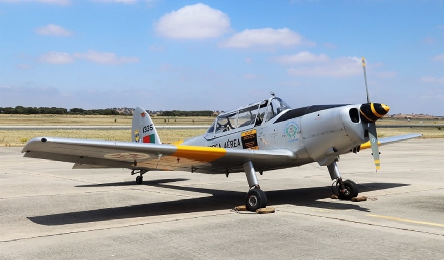 El aparato más veterano presente era este OGMA DHC-1, la versión remotorizada en Portugal del clásico entrenador británico “Chipmunk”.