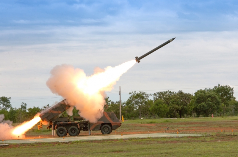 El sistema “Astros” se perfila como una opción de interés para potenciales clientes y ofrece cohetes de diferente alcance (fofo Ejército Brasil). El sistema “Astros” se perfila como una opción de interés para potenciales clientes y ofrece cohetes de diferente alcance (fofo Ejército Brasil).