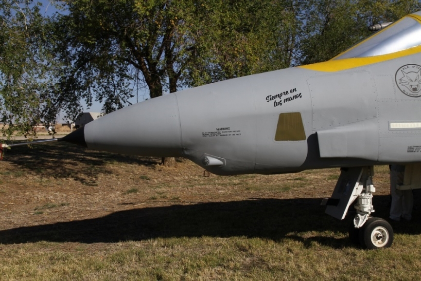 Detalle del morro del RF-4C, especialmente diseñado para llevar las cámaras que llevaba para su rol de reconocimiento. (Julio Maíz Sanz)