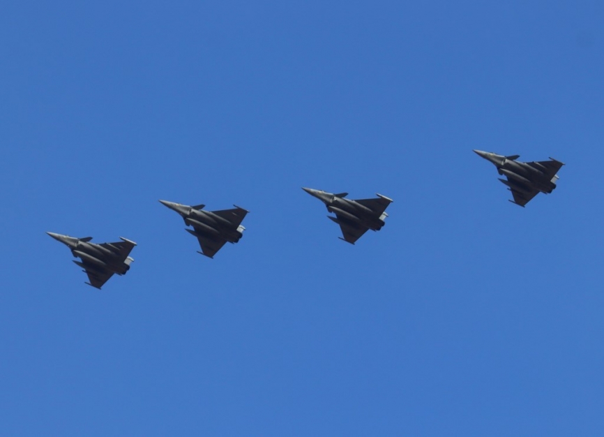 Formación de cuatro Dassault “Rafale” B del Ejército del Aire y del Espacio francés.